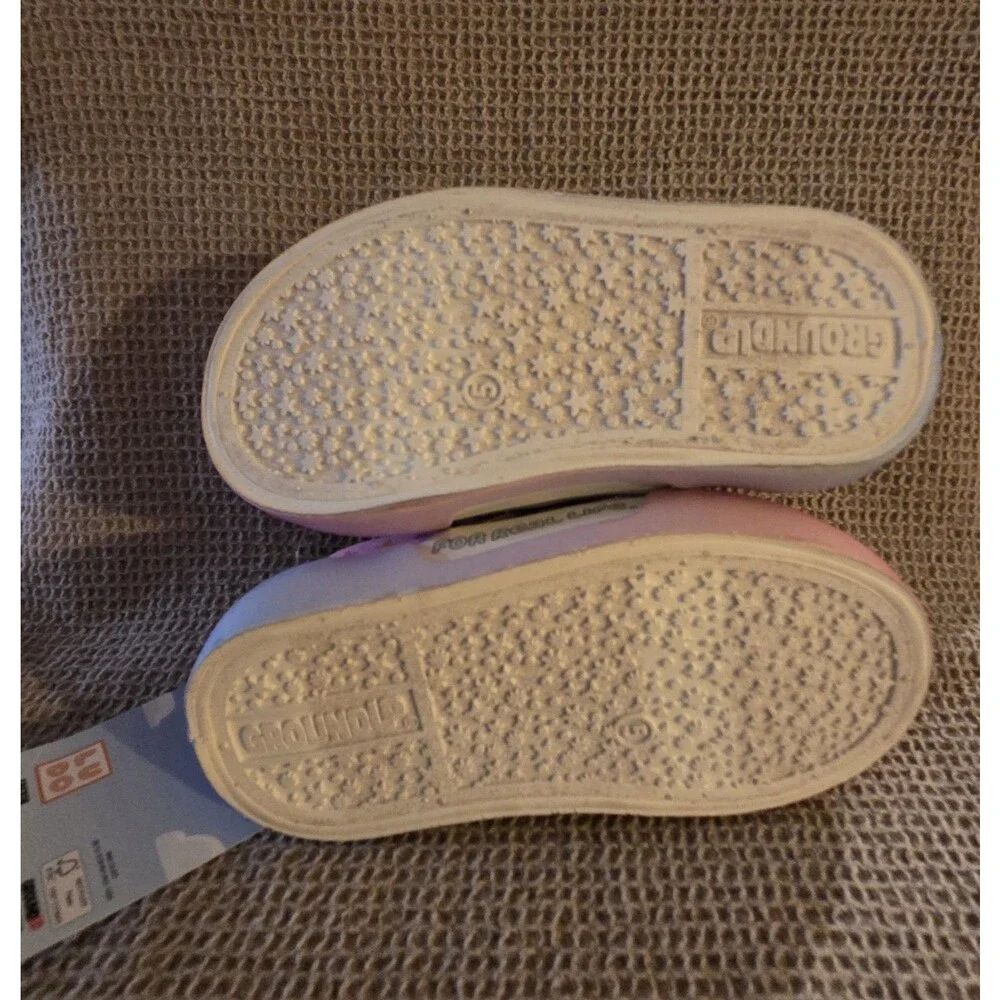 CUTE! Bluey and Bingo Slip On Shoes Size 5 Toddler Pink And Blue ~ NWT